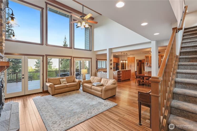 Property photo for 72 Telluride Drive, Ronald photo 5