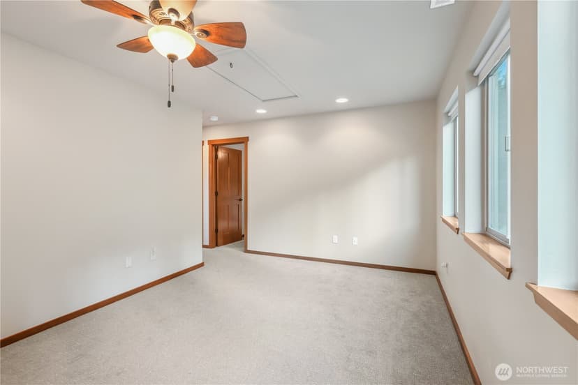 Property photo for 72 Telluride Drive, Ronald photo 34