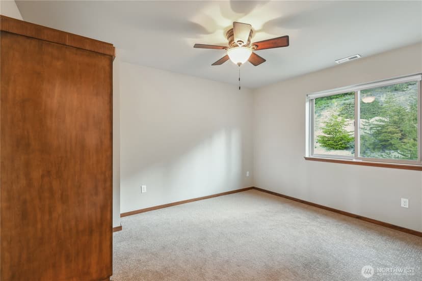 Property photo for 72 Telluride Drive, Ronald photo 32