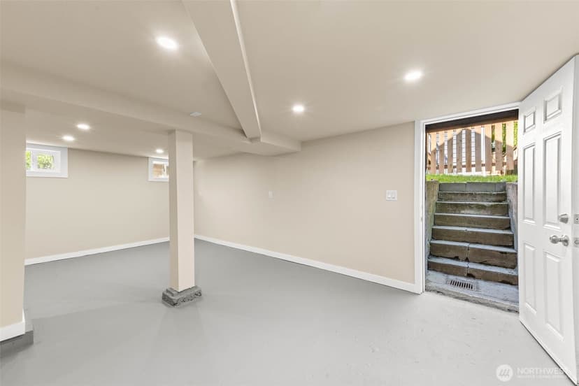 Property photo for 1413 26th Avenue, Seattle photo 29