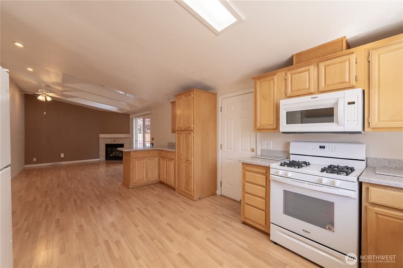 Property photo for 22310 SE 243rd Street #133, Maple Valley photo 9