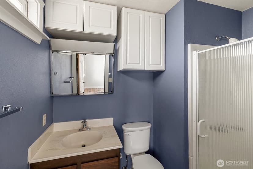 Property photo for 11103 13th Street E, Edgewood photo 19