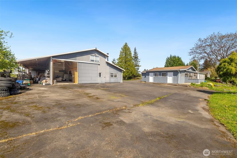 Property photo for 11103 13th Street E, Edgewood photo 29