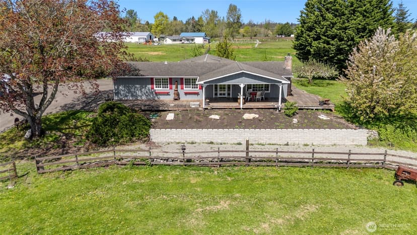 Property photo for 11103 13th Street E, Edgewood