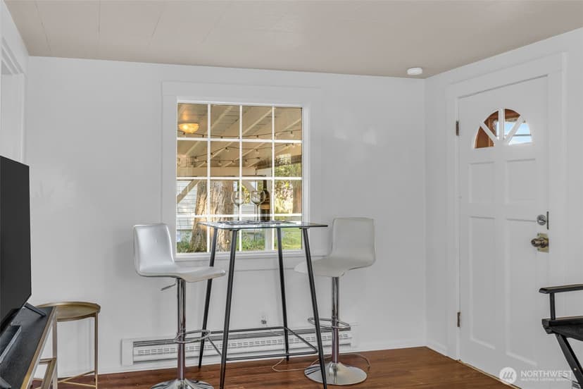 Property photo for 8427 30th Avenue SW, Seattle photo 13