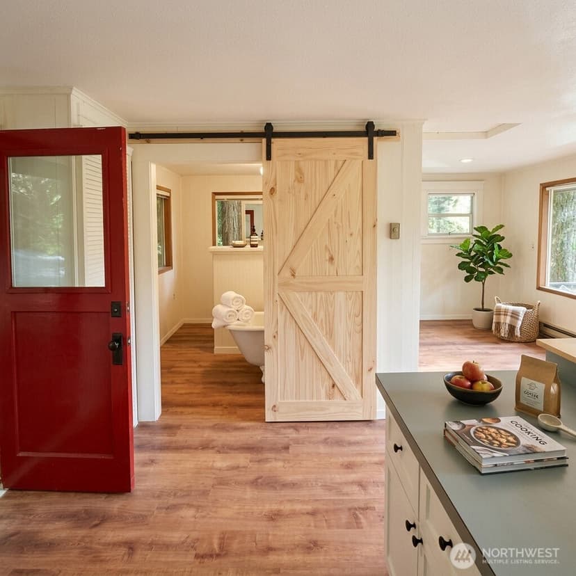 Property photo for 4945 Lakeside Drive, Langley photo 7