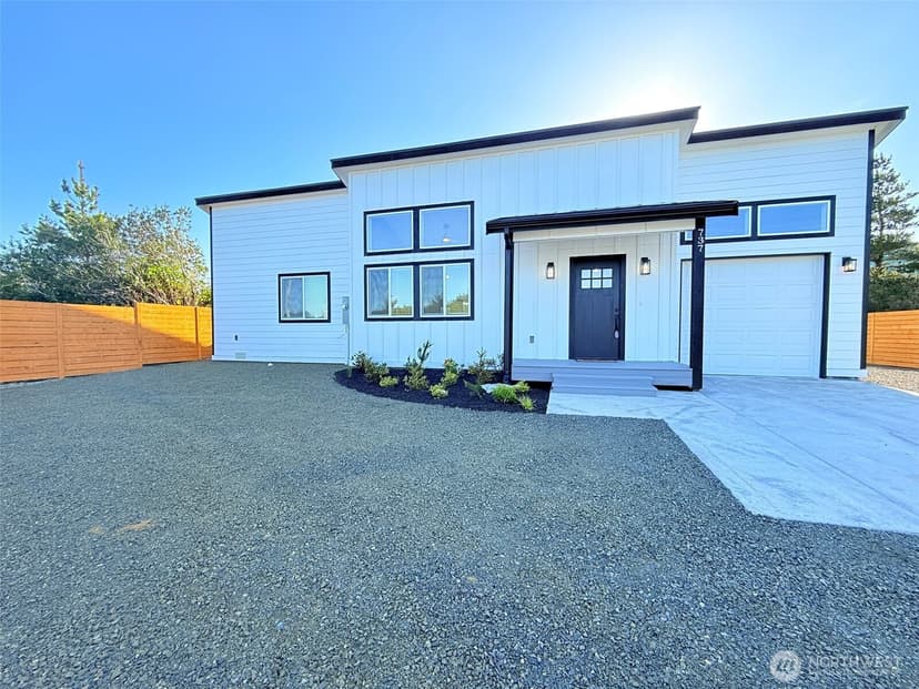 Property photo for 737 Ocean Shores Boulevard SW, Ocean Shores photo 32