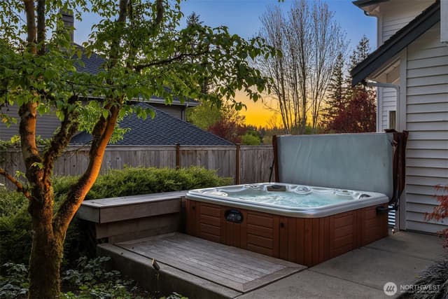 Property photo for 26817 SE 22nd Way, Sammamish photo 5