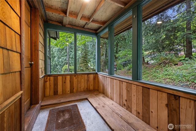 Property photo for 17426 SE 60th Street, Bellevue photo 3