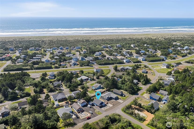 Property photo for 399 Seashore Street SW, Ocean Shores photo 34