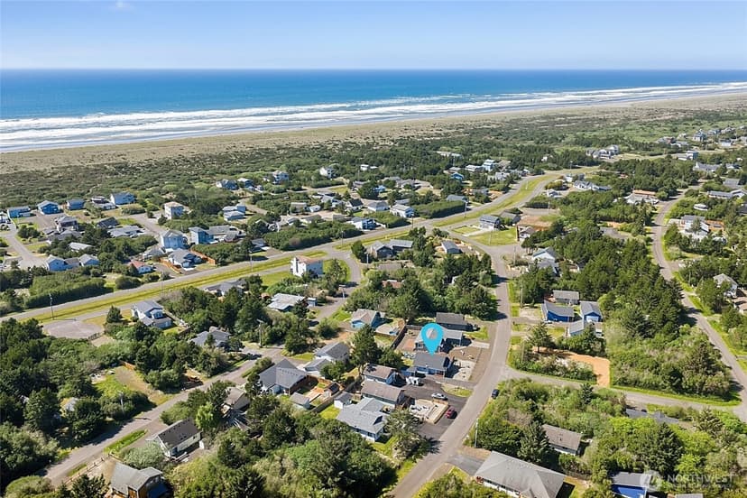 Property photo for 399 Seashore Street SW, Ocean Shores photo 35