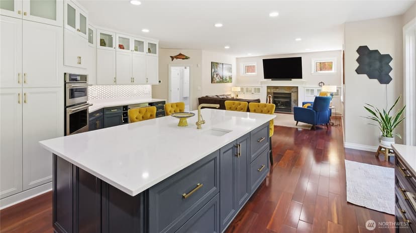 Property photo for 18212 73rd Avenue W, Edmonds photo 9