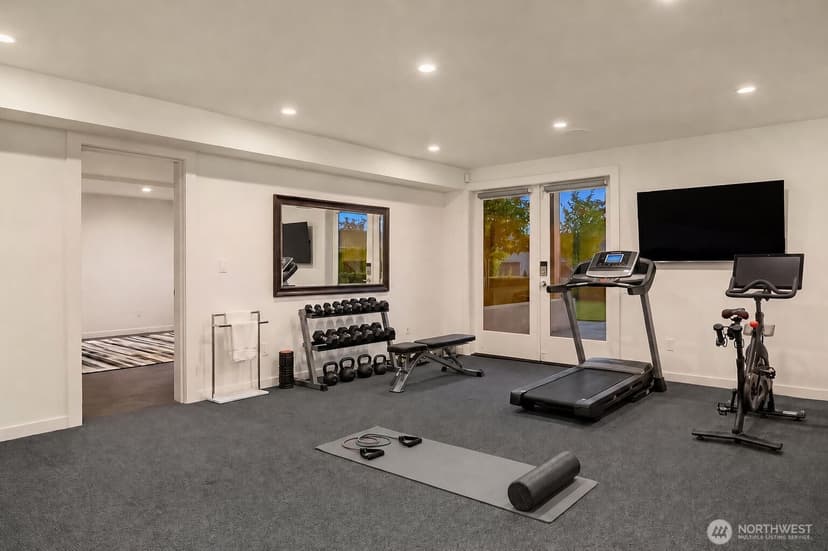 Property photo for 2825 Magnolia Boulevard W, Seattle photo 29