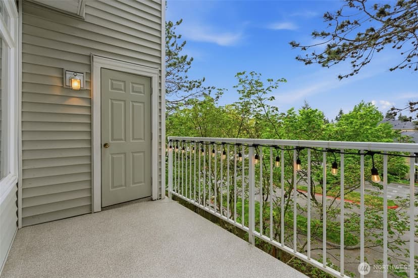 Property photo for 5400 Harbour Pointe Boulevard #G202, Mukilteo photo 19