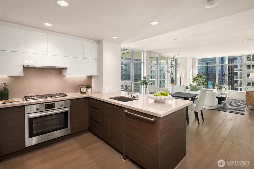 Property photo for 583 Battery Street #3002N, Seattle photo 3