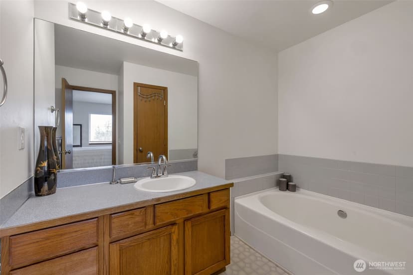 Property photo for 4622 S 73rd Street Ct, Tacoma photo 19