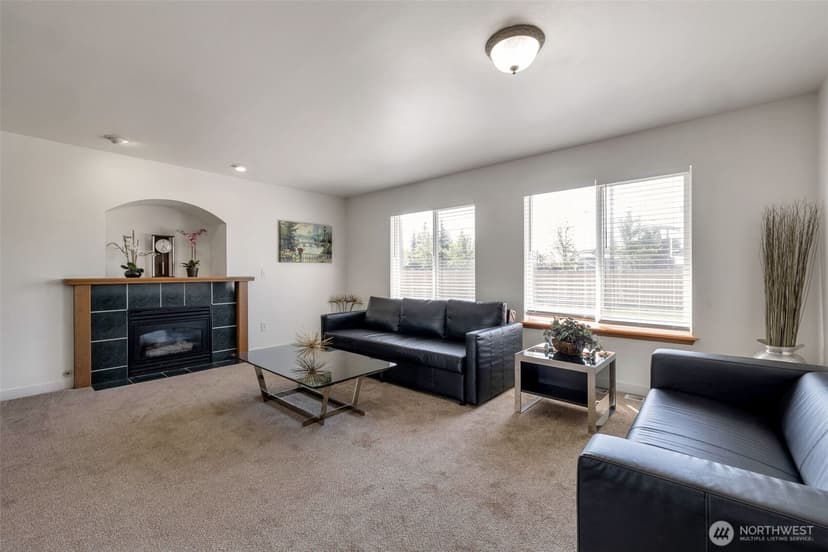 Property photo for 4622 S 73rd Street Ct, Tacoma photo 4