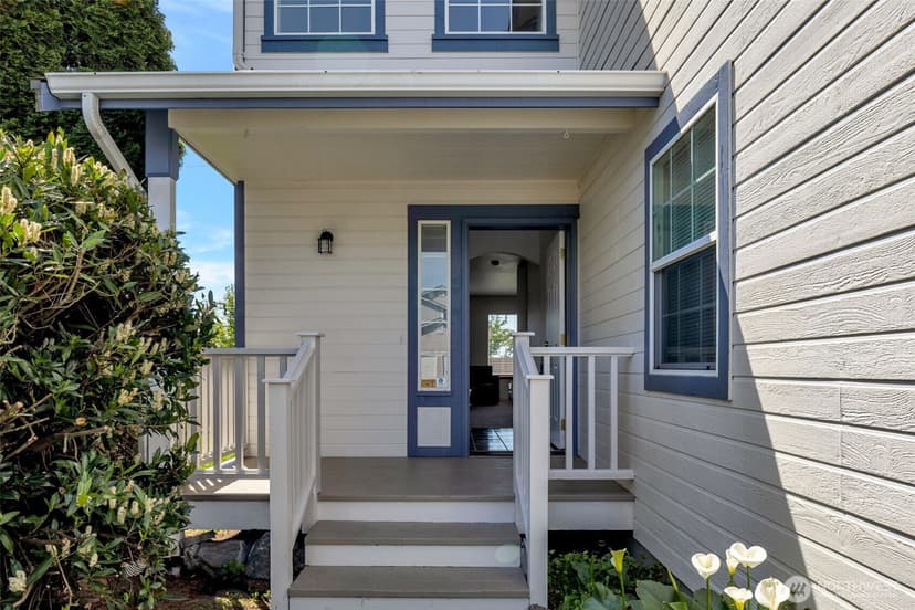 Property photo for 4622 S 73rd Street Ct, Tacoma photo 3