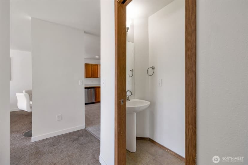 Property photo for 4622 S 73rd Street Ct, Tacoma photo 13