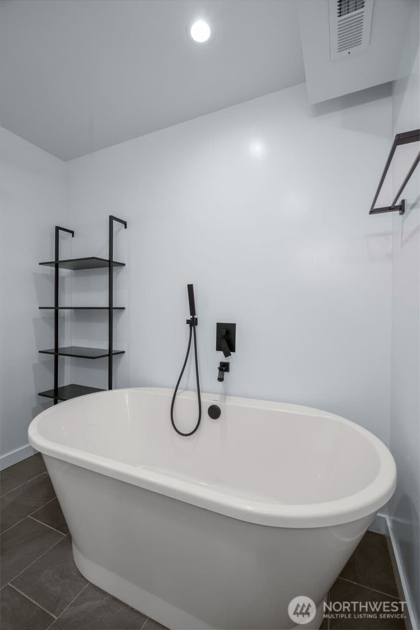 Property photo for 15718 126th Place NE, Woodinville photo 18
