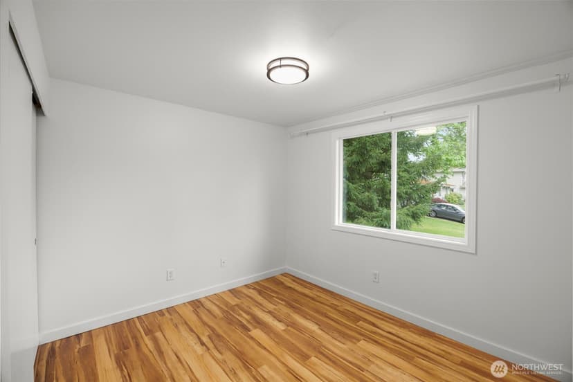 Property photo for 15718 126th Place NE, Woodinville photo 11