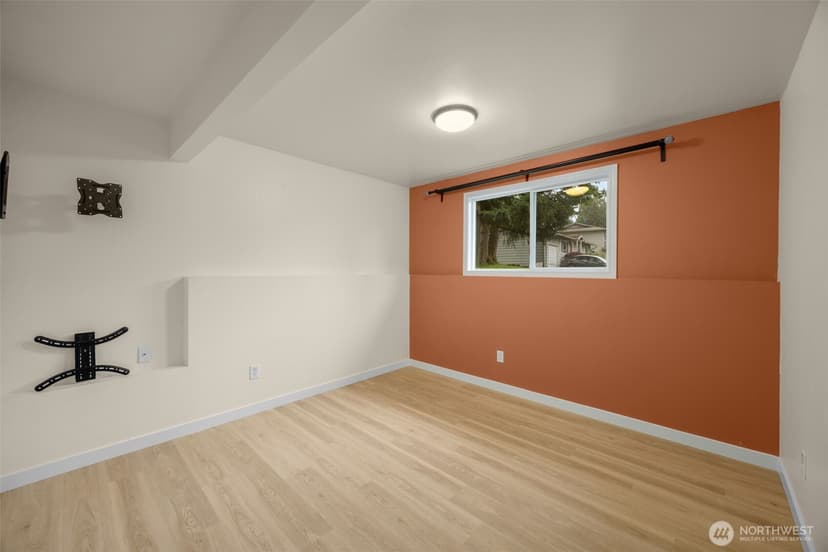 Property photo for 15718 126th Place NE, Woodinville photo 13