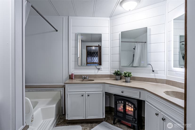 Property photo for 1402 22nd Street NE #214, Auburn photo 6