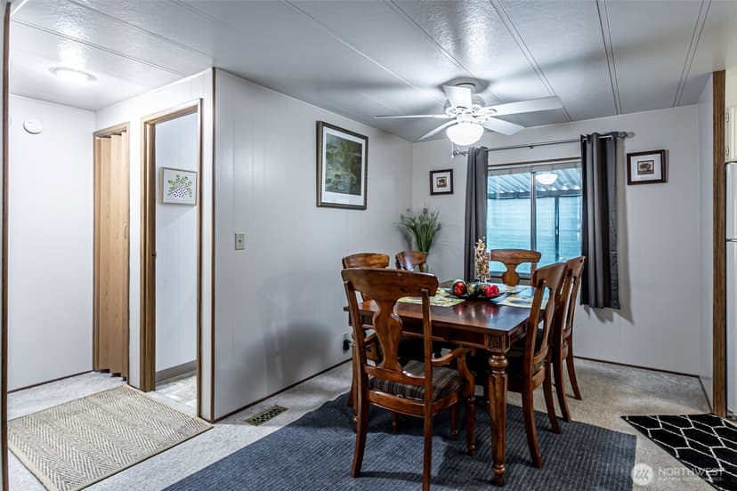 Property photo for 1402 22nd Street NE #214, Auburn photo 8
