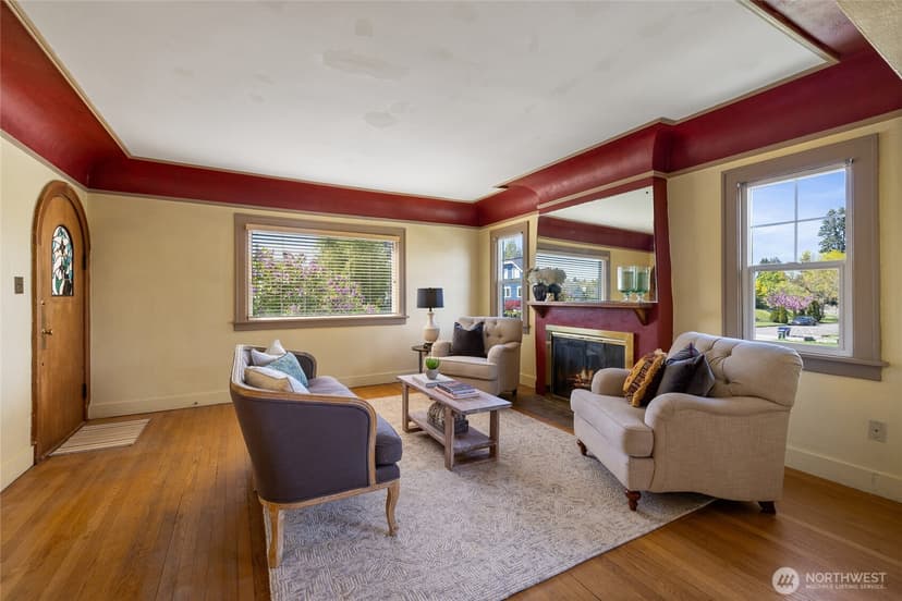 Property photo for 923 N Junett Street, Tacoma photo 6