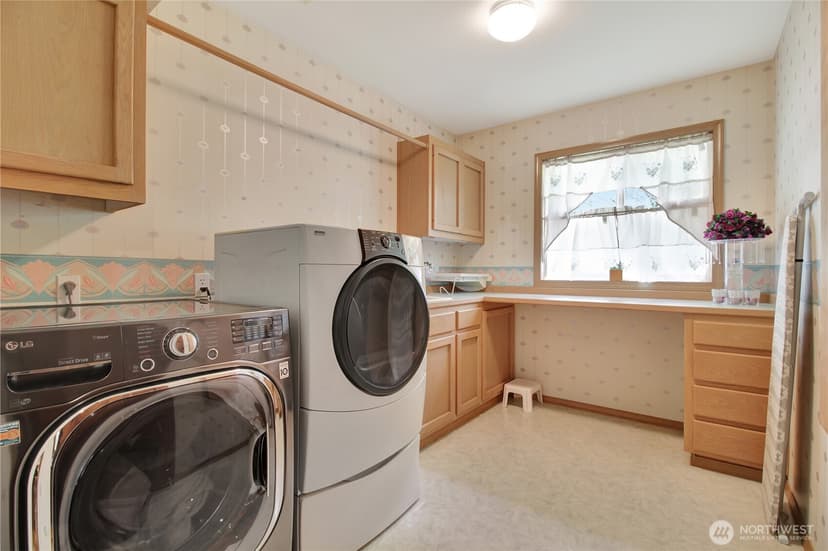 Property photo for 7718 78th Place NE, Marysville photo 15