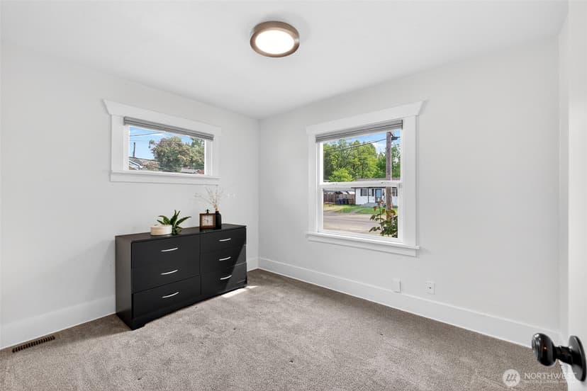 Property photo for 3018 S Proctor Street, Tacoma photo 14