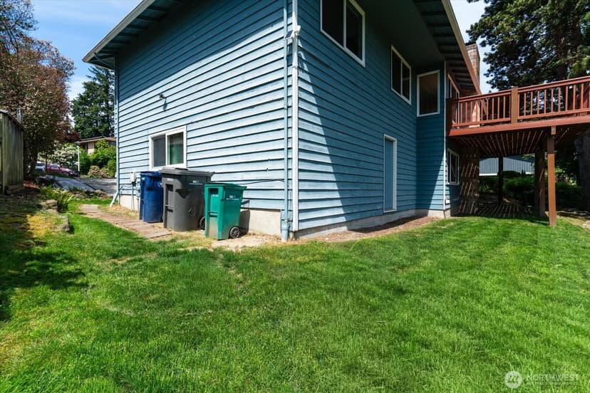 Property photo for 9236 NE 136th Place, Kirkland photo 36