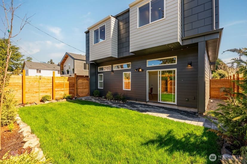 Property photo for 5116 15th Avenue S, Seattle photo 14