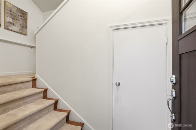 Property photo for 1542 NE 140th Street #E6, Seattle photo 5