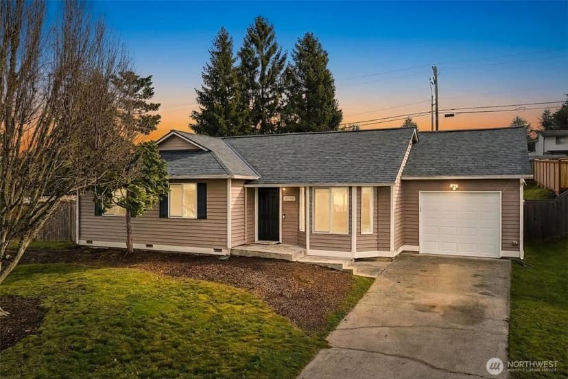 Property photo for 6713 66th Drive NE, Marysville