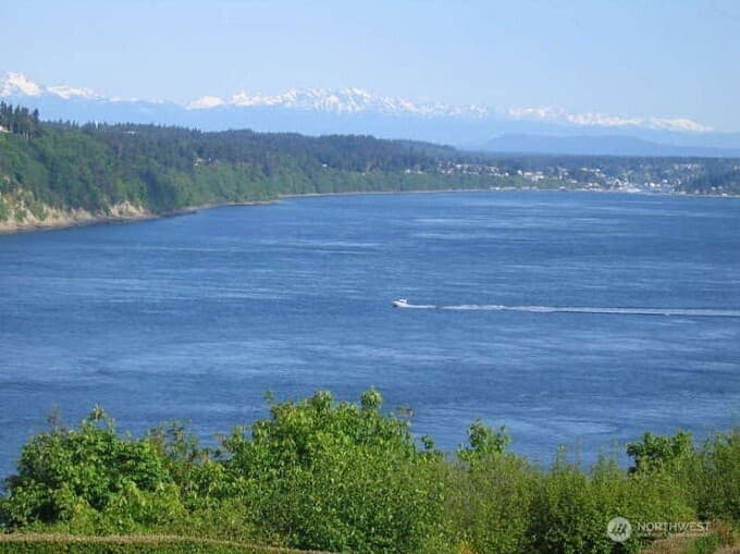 Property photo for 3016 N Narrows Drive #306, Tacoma photo 2