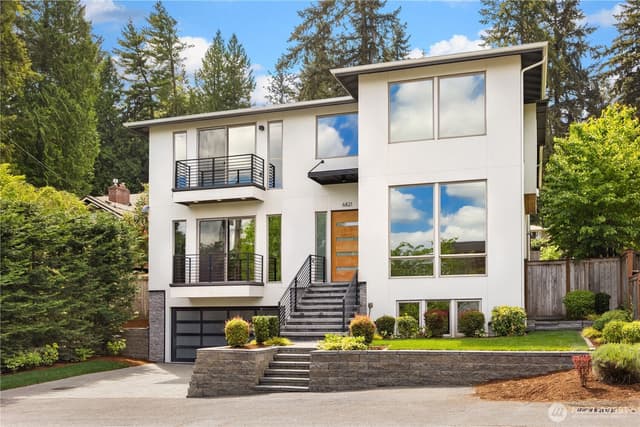 Property photo for 6821 96th Avenue SE, Mercer Island