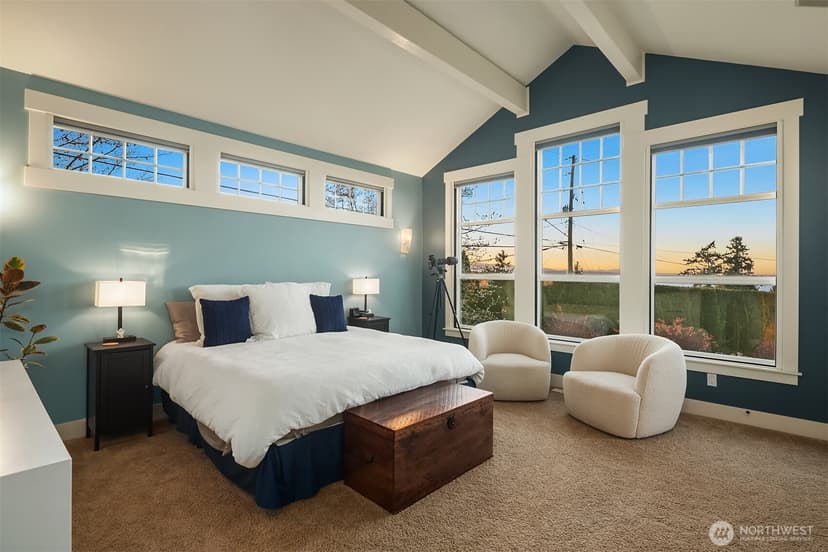 Property photo for 17003 Talbot Road, Edmonds photo 19