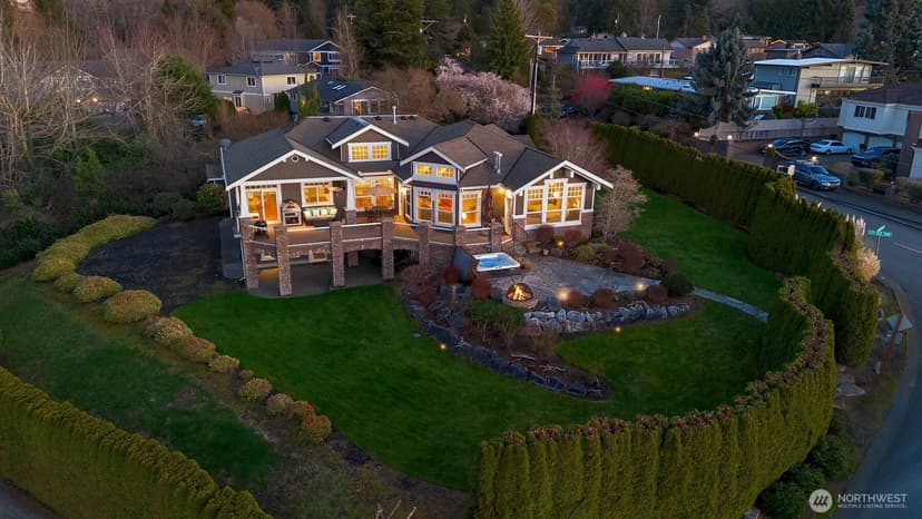 Property photo for 17003 Talbot Road, Edmonds photo 35