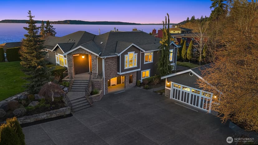 Property photo for 17003 Talbot Road, Edmonds photo 36