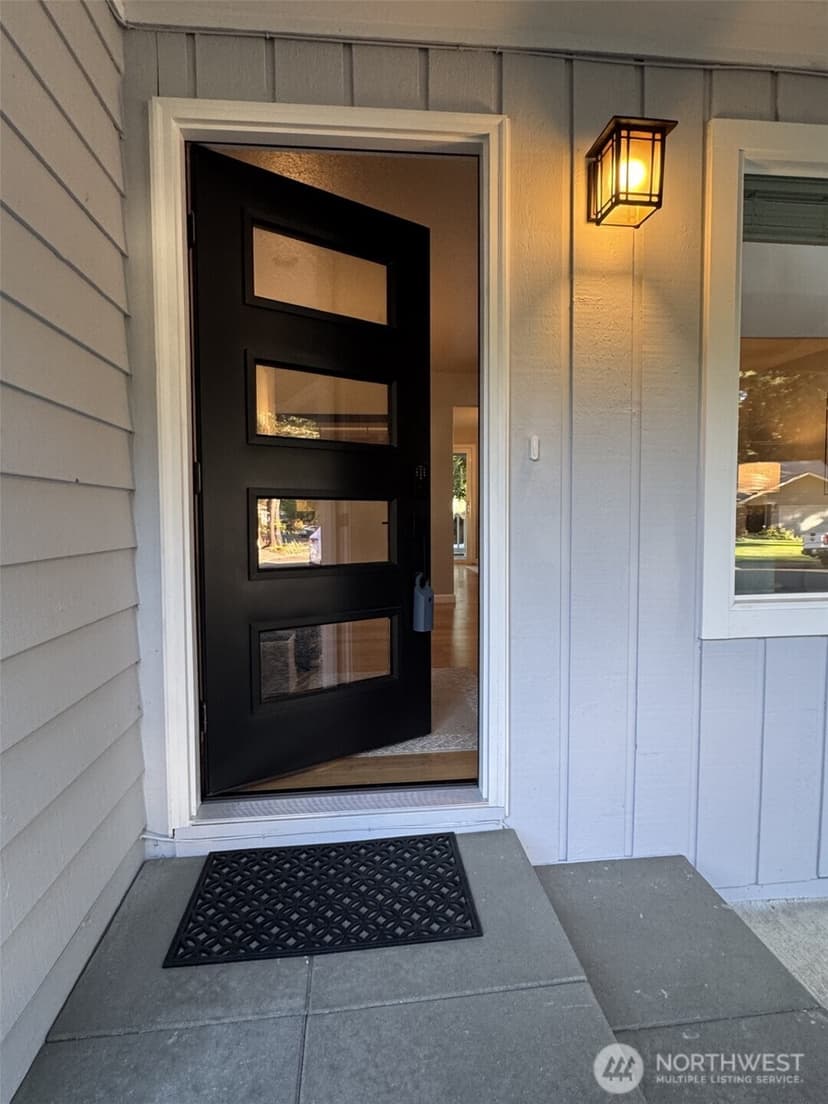 Property photo for 12117 NE 143rd Place, Kirkland photo 21