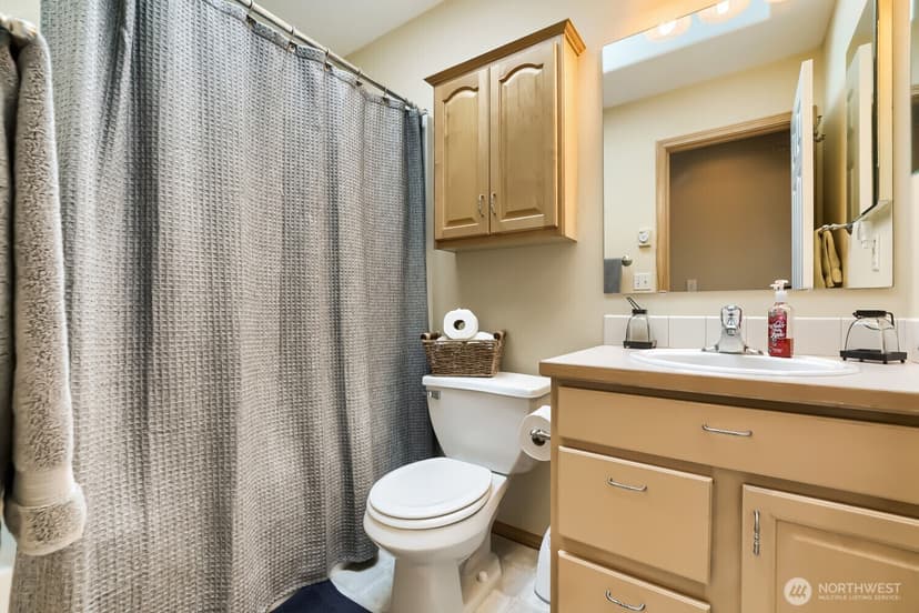 Property photo for 1008 R Street NW, Auburn photo 18