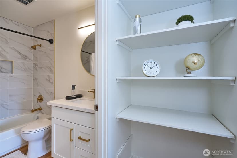 Property photo for 13229 Linden Avenue N #403B, Seattle photo 19