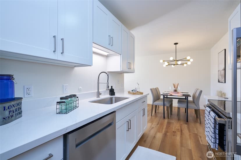 Property photo for 13229 Linden Avenue N #403B, Seattle photo 12