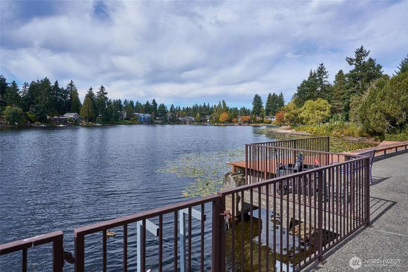 Property photo for 13229 Linden Avenue N #403B, Seattle photo 25