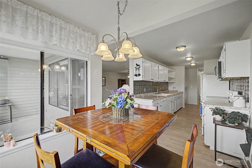 Property photo for 101 Pine Avenue #303, Snohomish photo 20