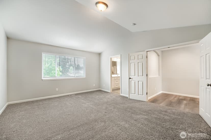 Property photo for 3526 181st Street E, Tacoma photo 11