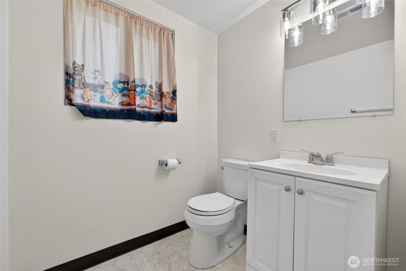 Property photo for 13321 28th Avenue NE, Seattle photo 28