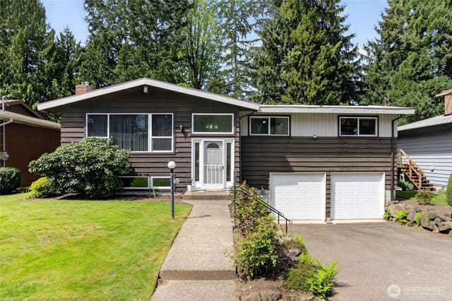 Property photo for 13321 28th Avenue NE, Seattle