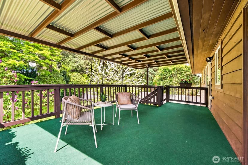 Property photo for 13321 28th Avenue NE, Seattle photo 18